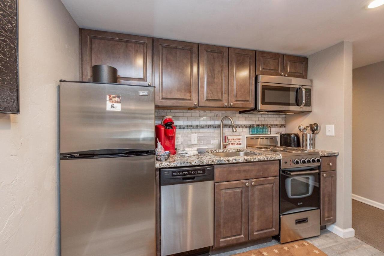 הוילה Oakland 206A Efficiency One Bath מראה חיצוני תמונה